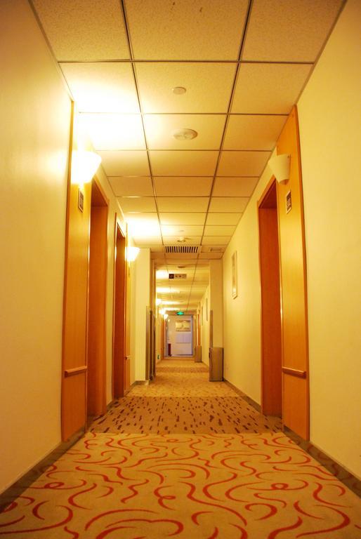 Ibis Changchun Jianshe Street Екстериор снимка