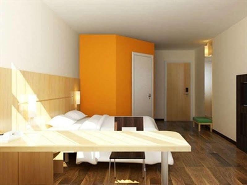 Ibis Changchun Jianshe Street Екстериор снимка